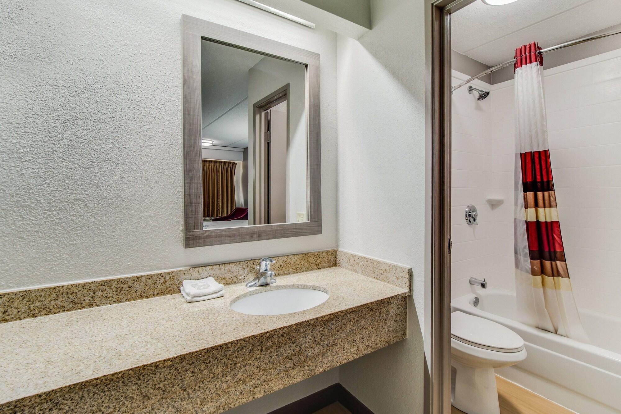 Red Roof Inn Columbia East - Ft Jackson Εξωτερικό φωτογραφία