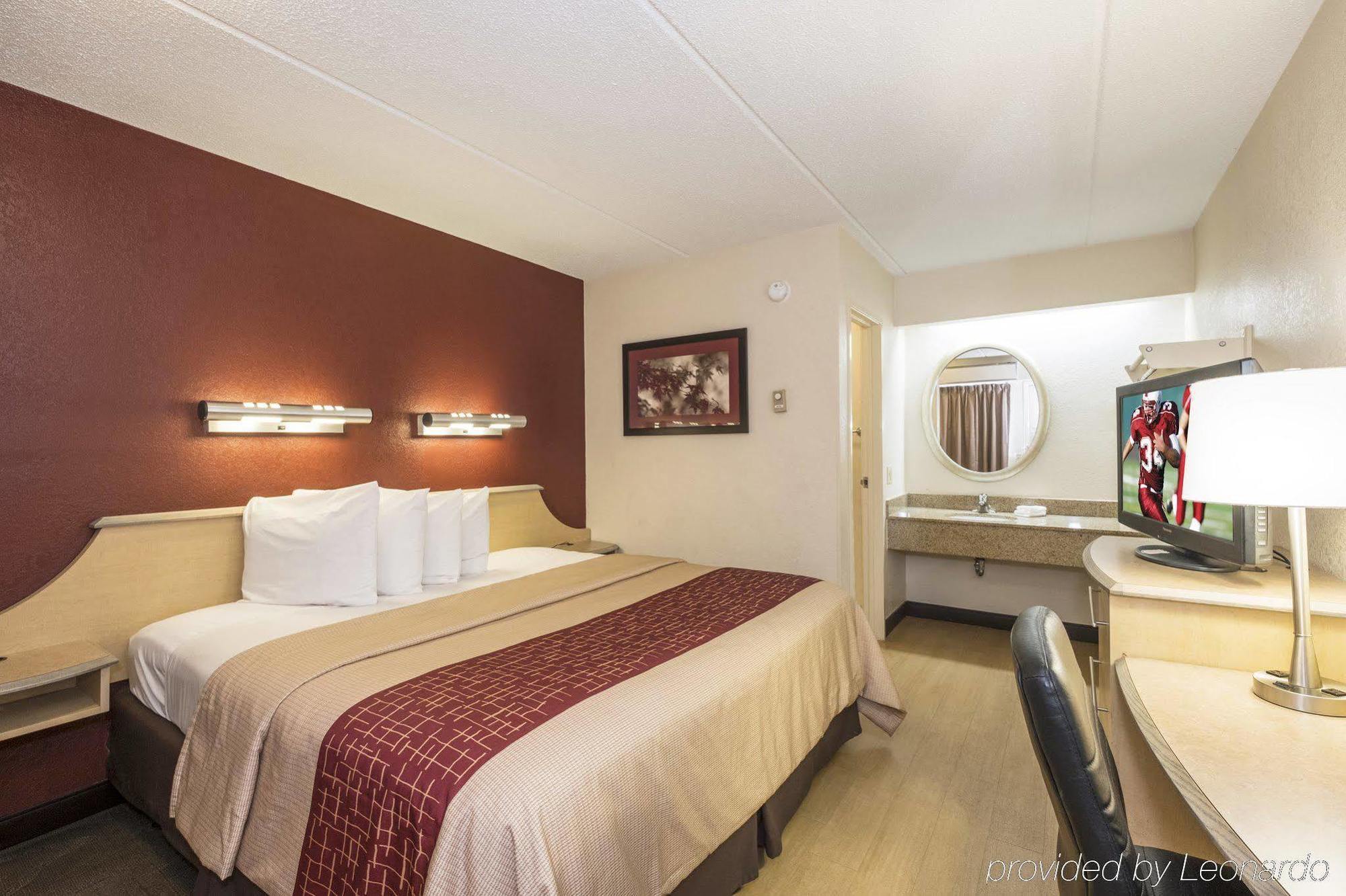 Red Roof Inn Columbia East - Ft Jackson Εξωτερικό φωτογραφία